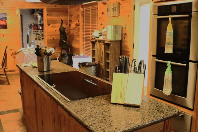 10853 Lakeside Drive, Quinlan, TX 75474