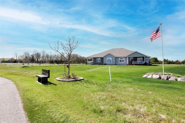 1385 231st Road, Boone, IA 50036