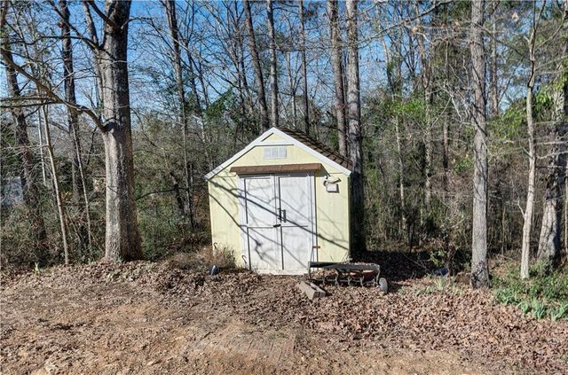 651 Camelot NW Circle, Calhoun, GA 30701