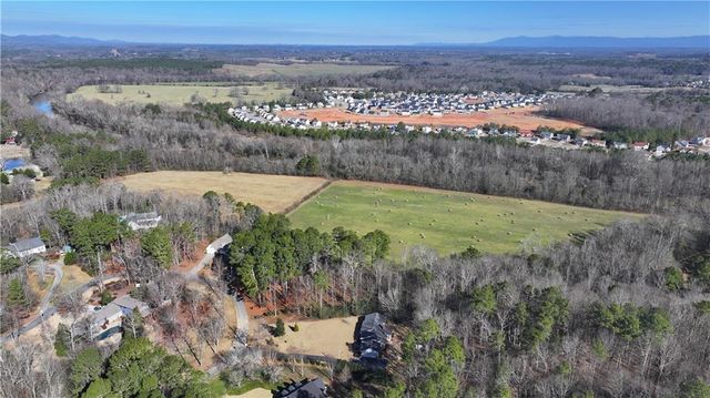 651 Camelot NW Circle, Calhoun, GA 30701