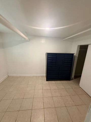 2859 N Kostner Avenue 1, Chicago, IL 60641