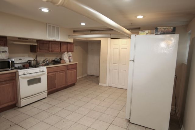 2859 N Kostner Avenue 1, Chicago, IL 60641