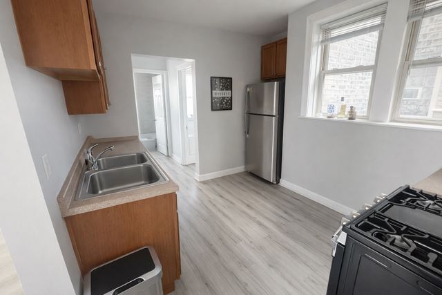 2859 N Kostner Avenue 1, Chicago, IL 60641