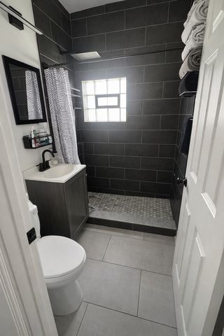 2859 N Kostner Avenue 1, Chicago, IL 60641