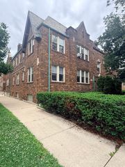 2859 N Kostner Avenue 1, Chicago, IL 60641
