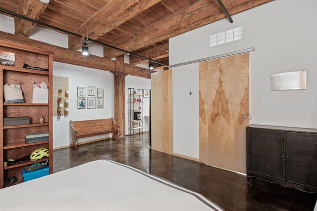 406 Wacouta Street 304, Saint Paul, MN 55101