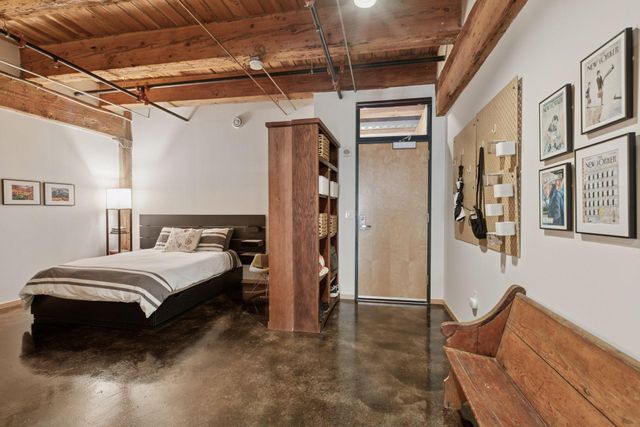 406 Wacouta Street 304, Saint Paul, MN 55101