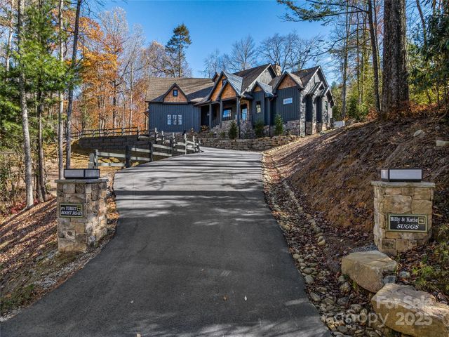 374 Turkey Roost Road, Sapphire, NC 28768