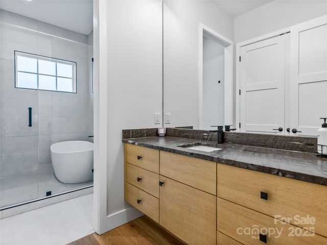 374 Turkey Roost Road, Sapphire, NC 28768