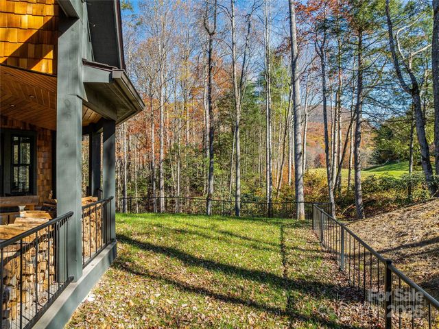 374 Turkey Roost Road, Sapphire, NC 28768