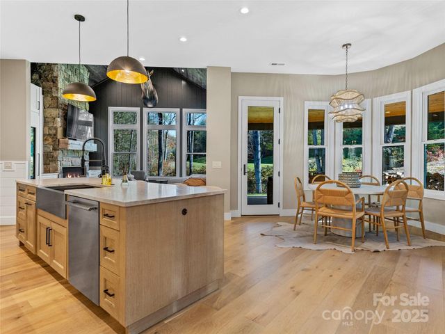 374 Turkey Roost Road, Sapphire, NC 28768