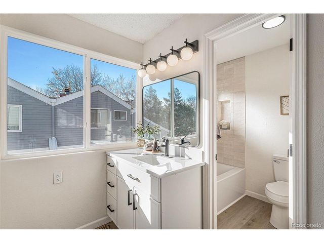 87 S Nome St, Aurora, CO 80012