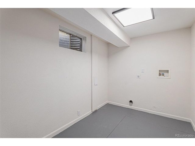 87 S Nome St, Aurora, CO 80012