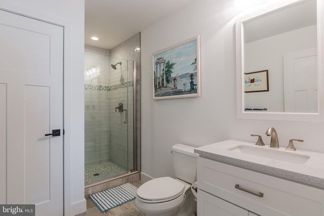 4222 LAMARRE DR, Fairfax, VA 22030