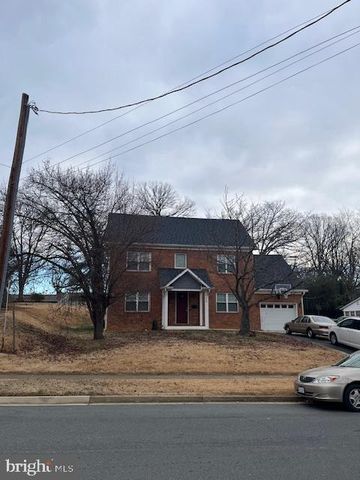 4222 LAMARRE DR, Fairfax, VA 22030