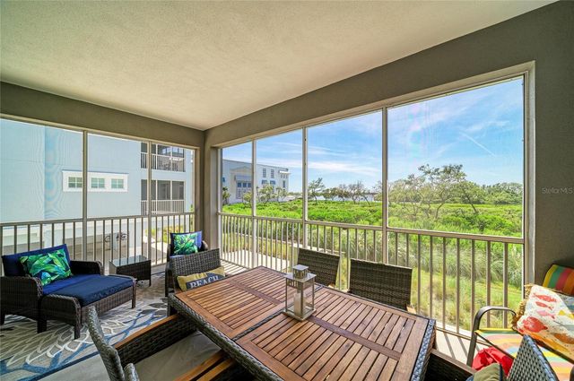 392 ARUBA CIRCLE 102, Bradenton, FL 34209