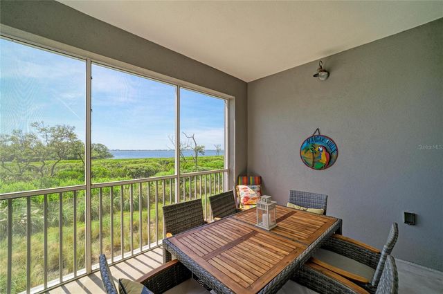 392 ARUBA CIRCLE 102, Bradenton, FL 34209