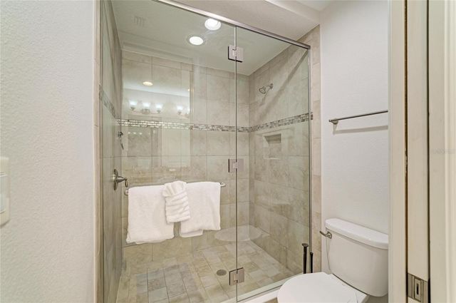 392 ARUBA CIRCLE 102, Bradenton, FL 34209