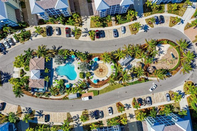 392 ARUBA CIRCLE 102, Bradenton, FL 34209