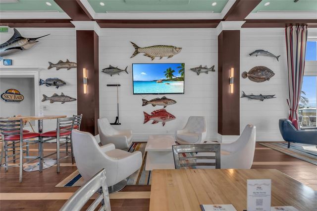 392 ARUBA CIRCLE 102, Bradenton, FL 34209