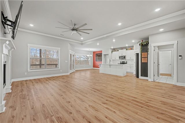 21 Salen Lane, Bella Vista, AR 72715