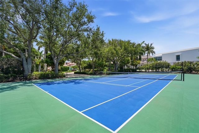 65 LIGHTHOUSE POINT DRIVE, Longboat Key, FL 34228