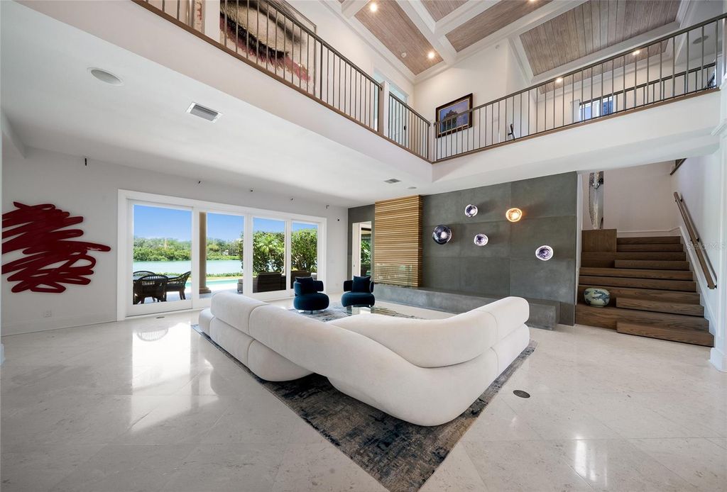Image 15 of property listing at 65 LIGHTHOUSE POINT DRIVE, Longboat Key, FL 34228
