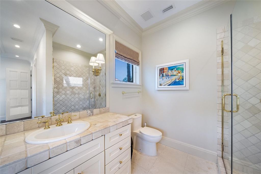 Image 39 of property listing at 65 LIGHTHOUSE POINT DRIVE, Longboat Key, FL 34228
