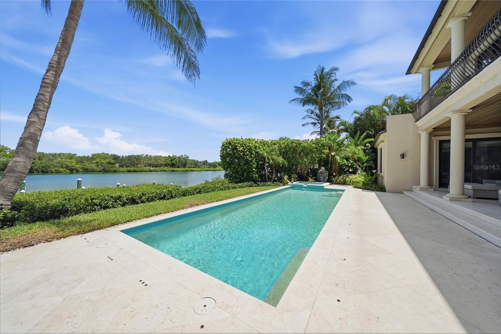 Image 45 of property listing at 65 LIGHTHOUSE POINT DRIVE, Longboat Key, FL 34228