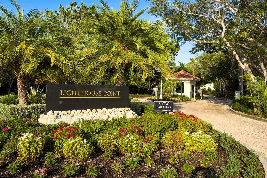 Image 50 of property listing at 65 LIGHTHOUSE POINT DRIVE, Longboat Key, FL 34228