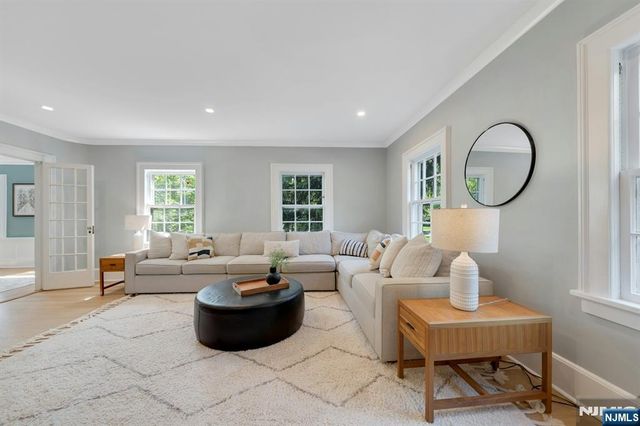 212 Midland Avenue, Montclair, NJ 07042