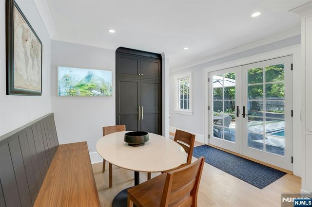 212 Midland Avenue, Montclair, NJ 07042
