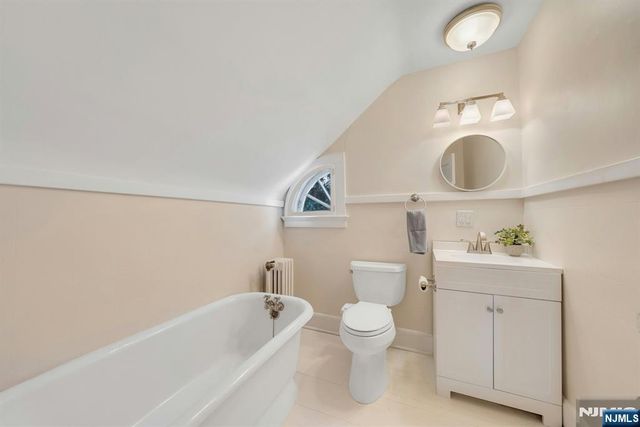212 Midland Avenue, Montclair, NJ 07042