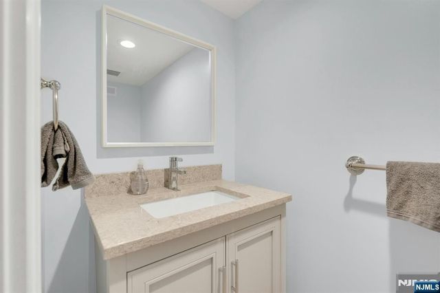 212 Midland Avenue, Montclair, NJ 07042