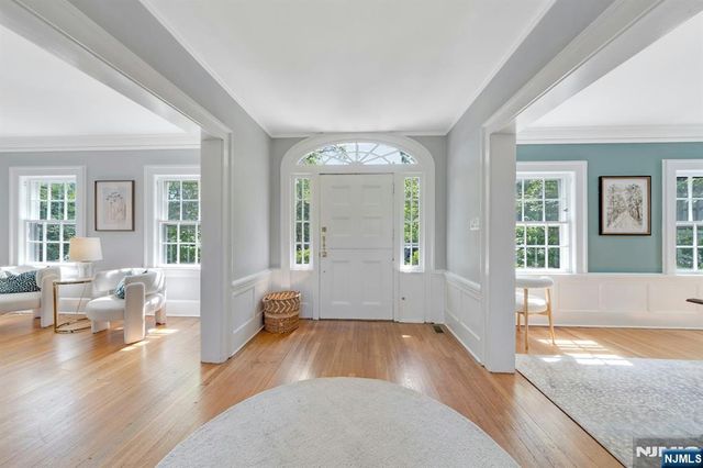 212 Midland Avenue, Montclair, NJ 07042