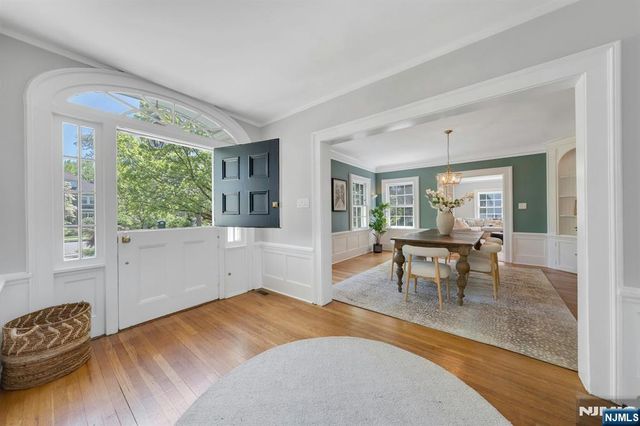 212 Midland Avenue, Montclair, NJ 07042