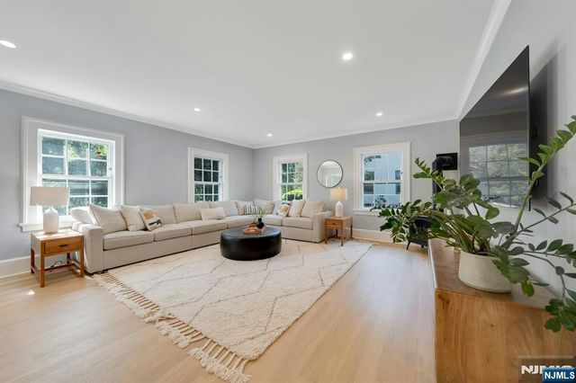 212 Midland Avenue, Montclair, NJ 07042