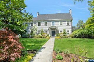 212 Midland Avenue, Montclair, NJ 07042