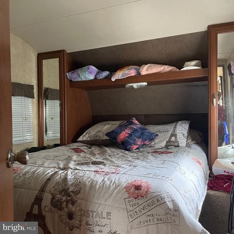 BLOCK 1 LOT 42 BOO BOO BLVD, Falling Waters, WV 25419