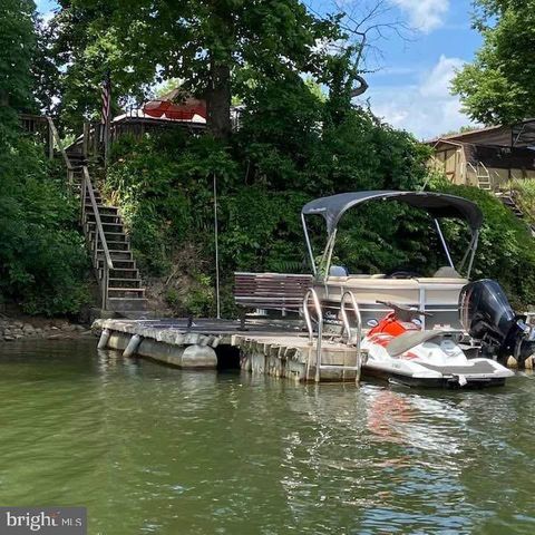 BLOCK 1 LOT 42 BOO BOO BLVD, Falling Waters, WV 25419