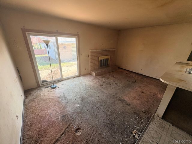 27442 Liberty Drive, Warren, MI 48092