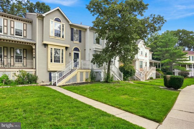 8 WAGON WHEEL DR, Sicklerville, NJ 08081