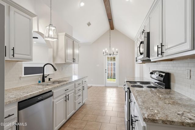 105 Nestling Cove, Carencro, LA 70520