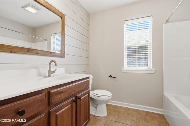 105 Nestling Cove, Carencro, LA 70520