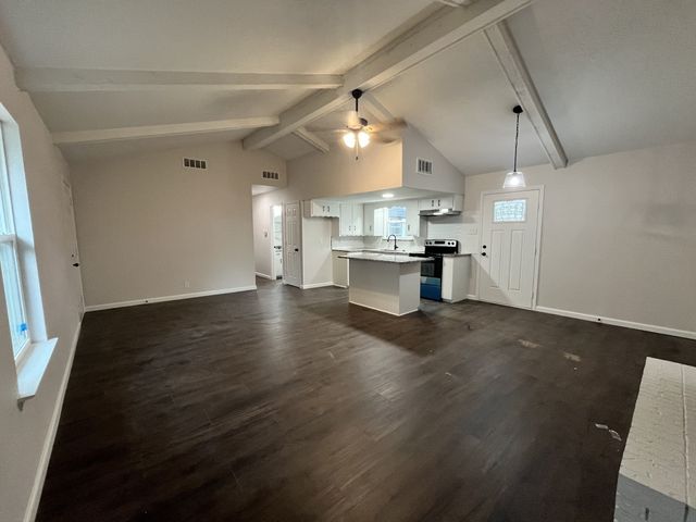 154 Sierra Madre Street, Payne Springs, TX 75156