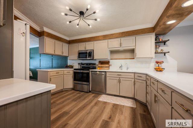 2134 Henryanna Avenue, Idaho Falls, ID 83404
