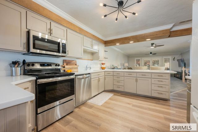 2134 Henryanna Avenue, Idaho Falls, ID 83404