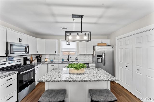 204 Prince Albert Ave, Colonial Heights, VA 23834