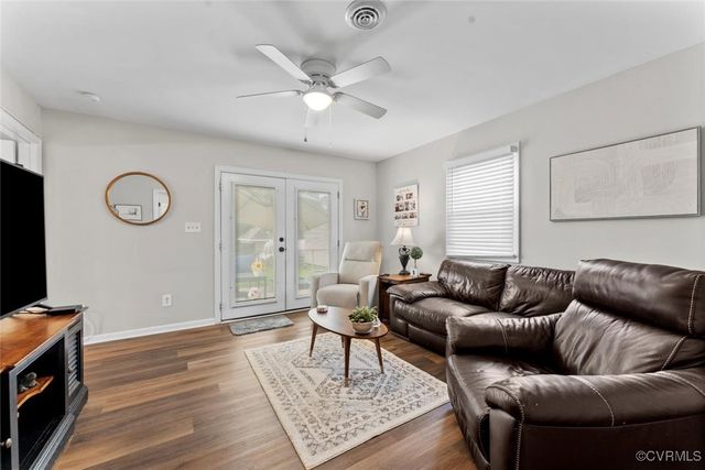 204 Prince Albert Ave, Colonial Heights, VA 23834