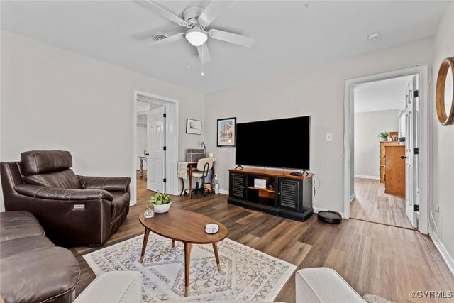 204 Prince Albert Ave, Colonial Heights, VA 23834